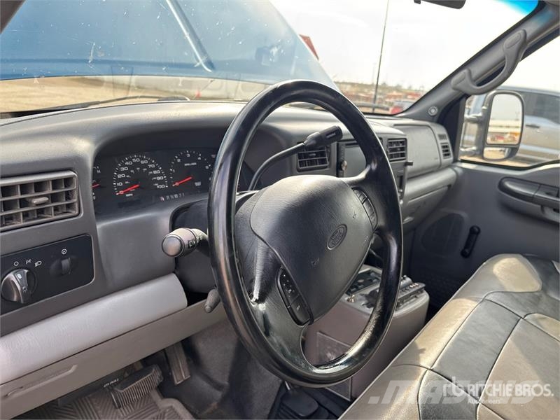 Ford F-450 XL 15 Seat Dually Limousine Auto's