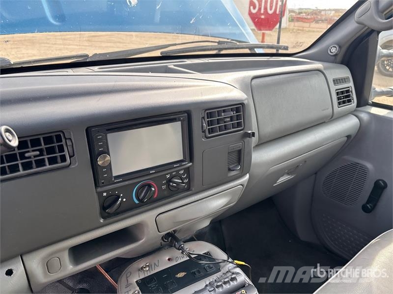Ford F-450 XL 15 Seat Dually Limousine Auto's