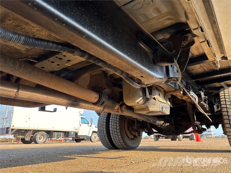 Ford F-550 Flakbilar