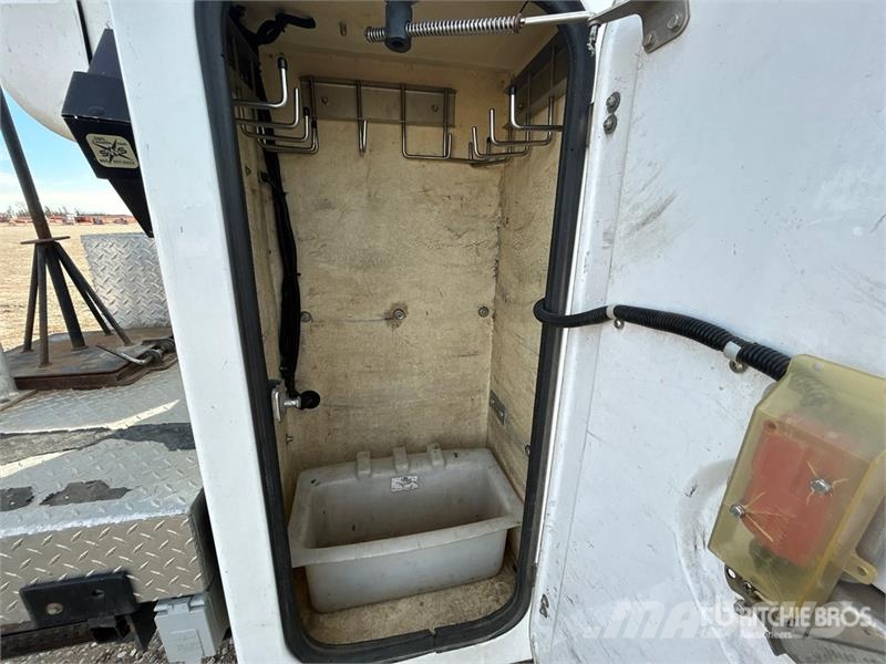 Ford F-550 LKW-Arbeitsbühnen