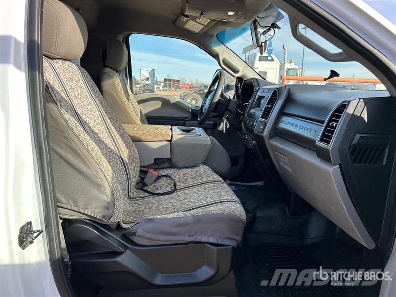 Ford F-550 Kranbilar