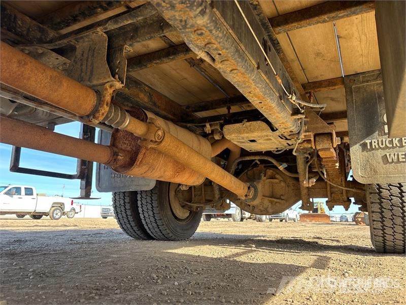 Ford F-550 Kamioni sa otvorenim sandukom