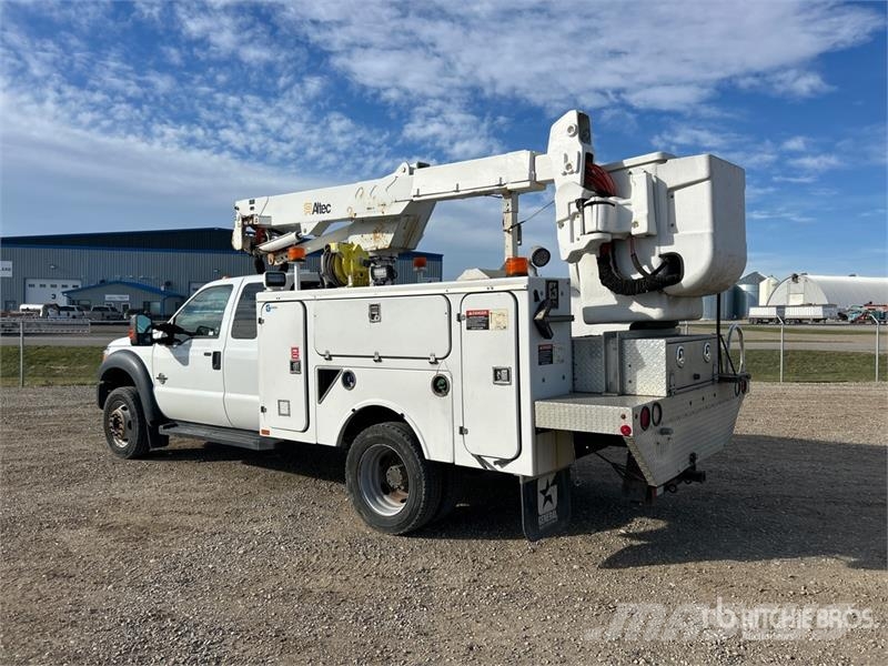 Ford F-550 LKW-Arbeitsbühnen