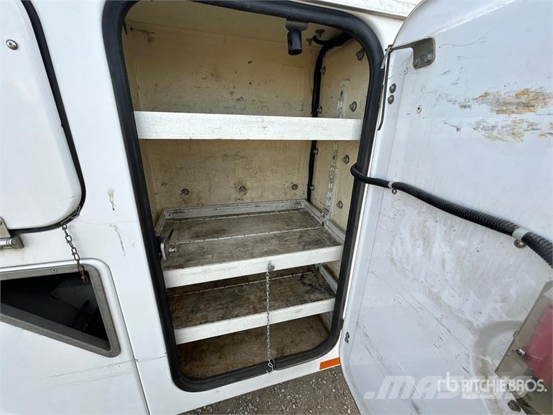 Ford F-550 LKW-Arbeitsbühnen