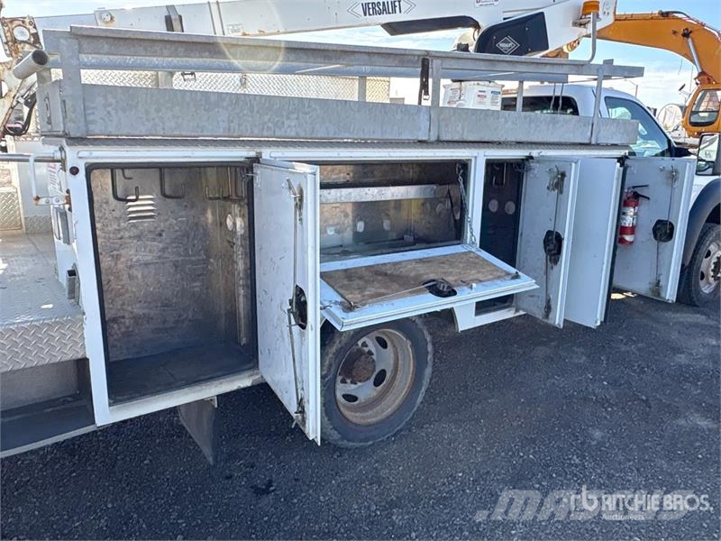 Ford F-550 Lastbilmonterede lifte