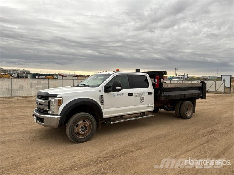 Ford F-550 Самосвал