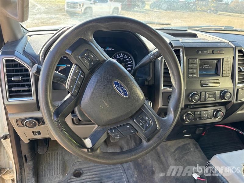 Ford F-550 Ostalo