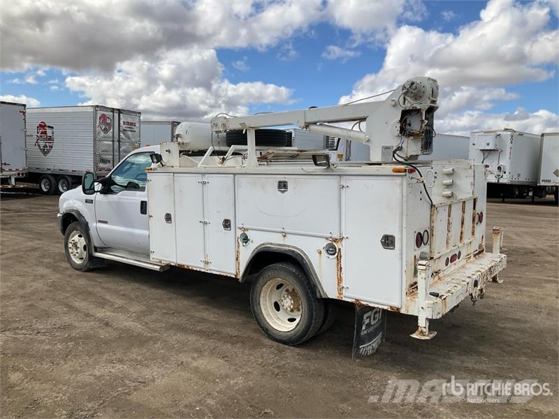 Ford F-550 Vehículos - Taller