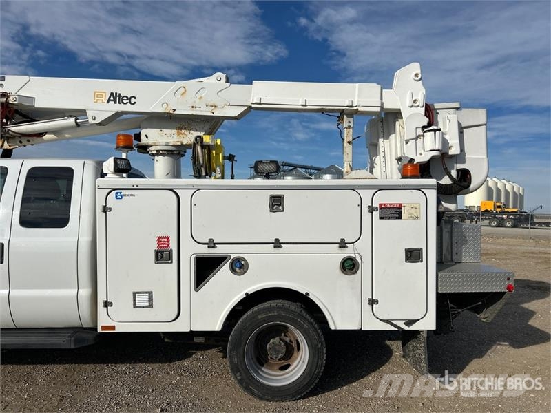 Ford F-550 LKW-Arbeitsbühnen