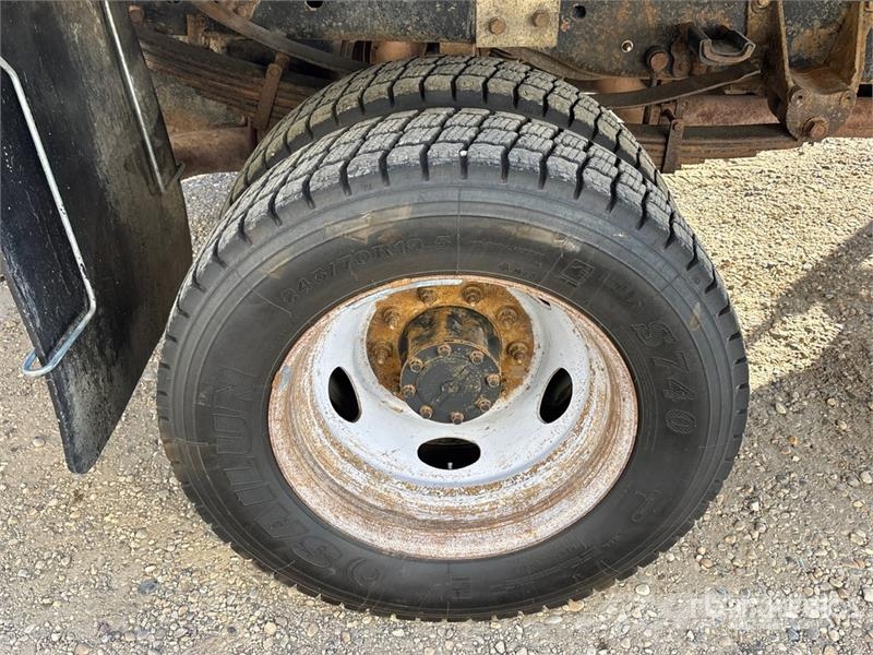 Ford F-550 Ciężarówki typu Platforma / Skrzynia