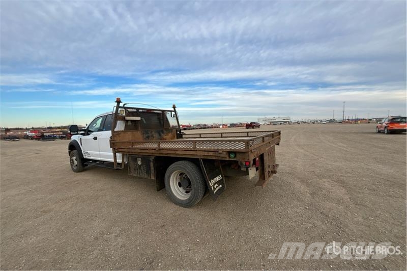 Ford F-550 Kamioni sa otvorenim sandukom