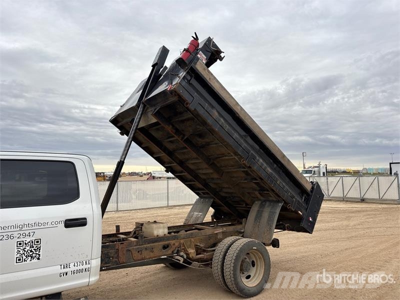 Ford F-550 Самосвал