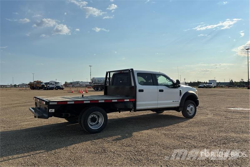 Ford F-550 Flakbilar