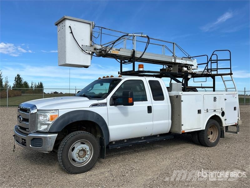 Ford F-550 Auto korvtõstukid