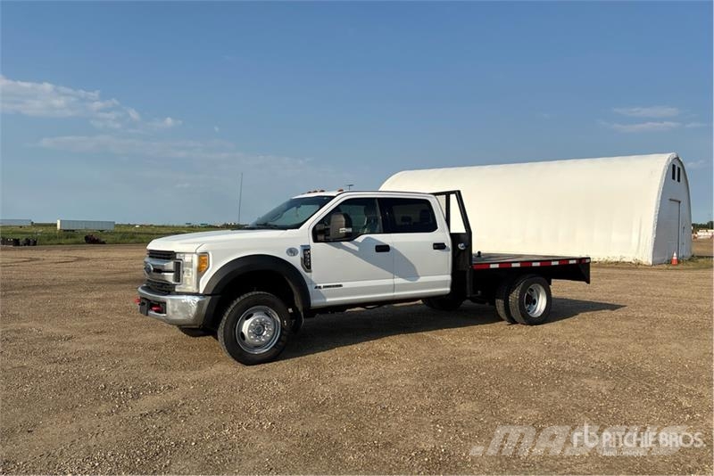 Ford F-550 Flakbilar