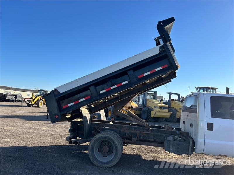 Ford F-550 Camion benne