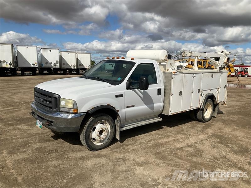 Ford F-550 Vehículos - Taller