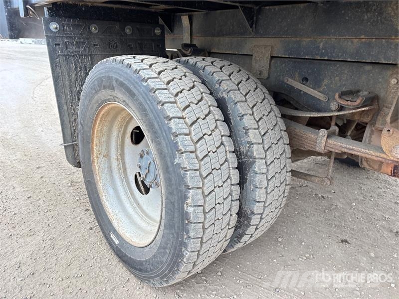 Ford F-550 Самосвал