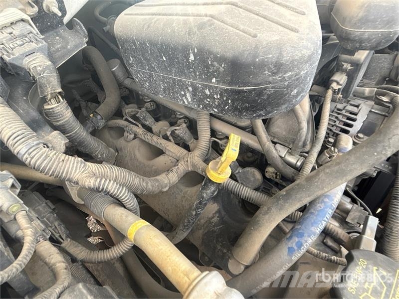 Ford F-550 Teherautóra szerelt emelők és állványok
