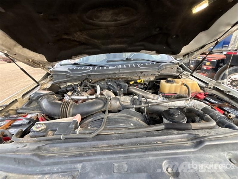 Ford F-550 Kamioni sa otvorenim sandukom