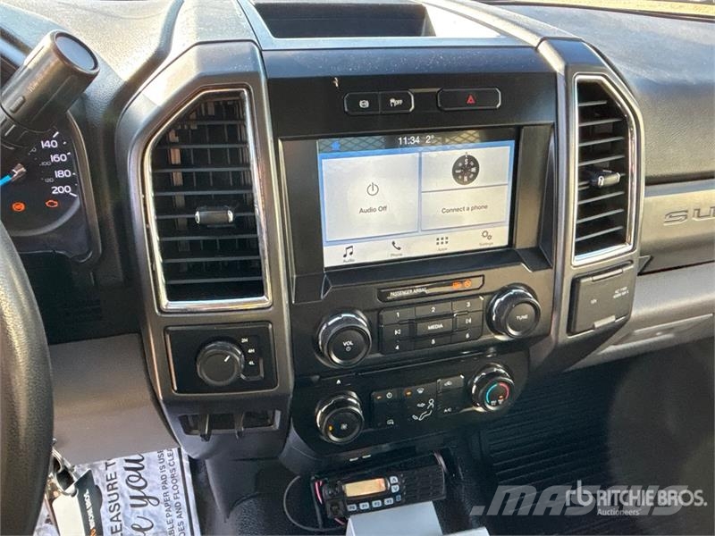 Ford F-550 Ciężarówki typu Platforma / Skrzynia