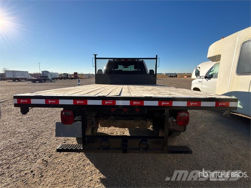 Ford F-550 Ciężarówki typu Platforma / Skrzynia
