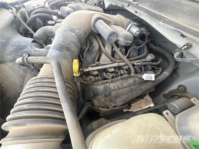 Ford F-550 Teherautóra szerelt emelők és állványok