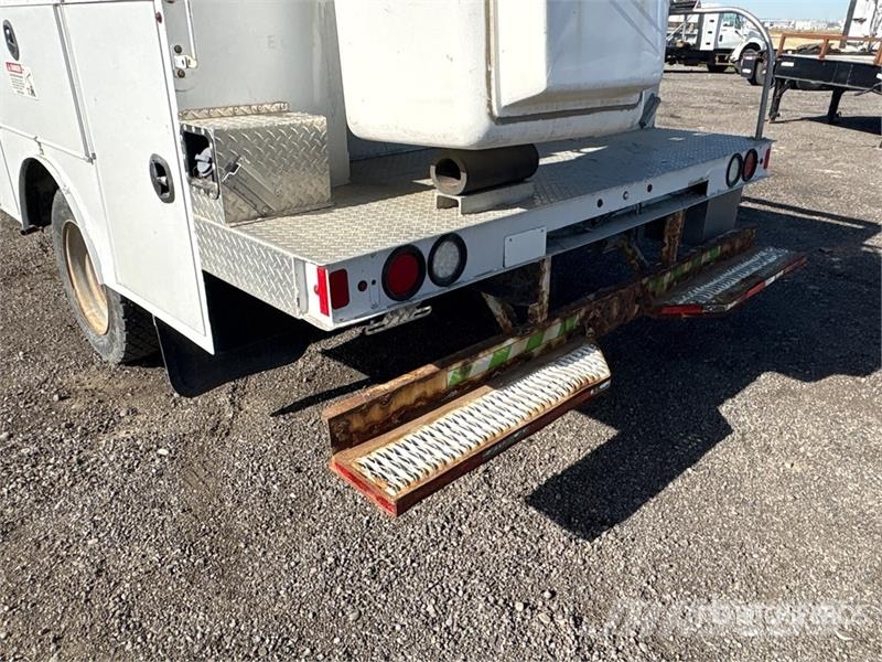 Ford F-550 Lastbilmonterede lifte