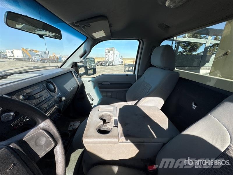 Ford F-550 Lastbilmonterede lifte