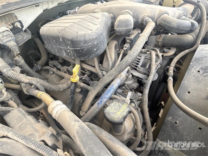 Ford F-550 Teherautóra szerelt emelők és állványok