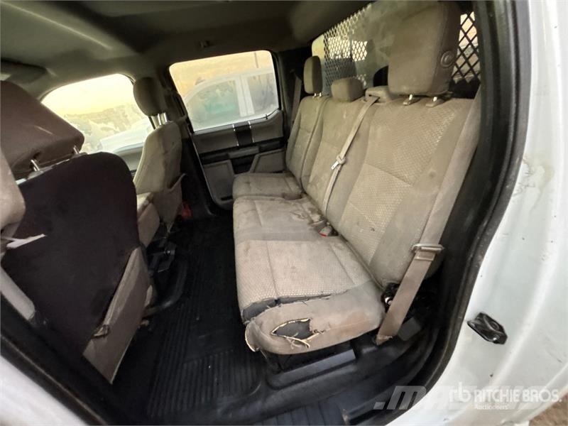 Ford F-550 Самосвал