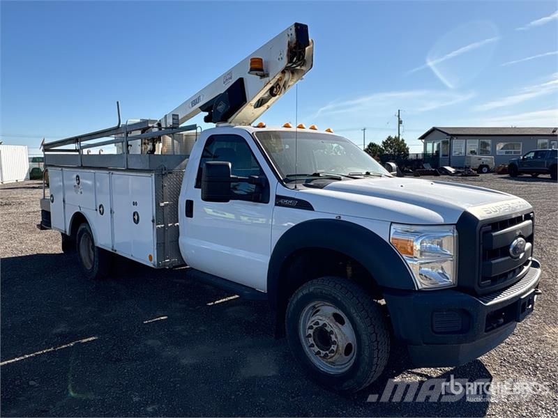 Ford F-550 Lastbilmonterede lifte