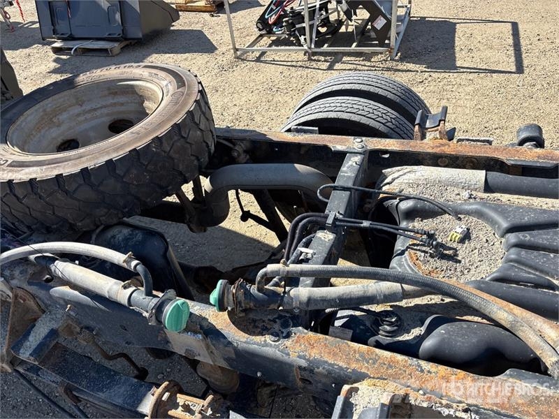 Ford F-550 4x4 Extended Cab Cab and Chassis Cabine en interieur