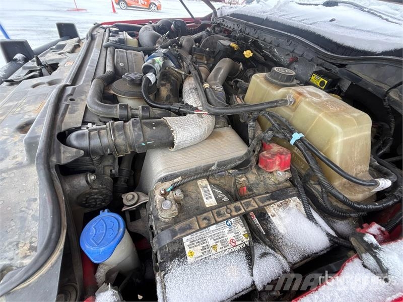 Ford F-550 4x4 Extended Cab Ultra High Pressure Fire Tr شاحنات حريق