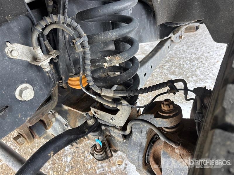 Ford F-550 4x4 Extended Cab Ultra High Pressure Fire Tr شاحنات حريق