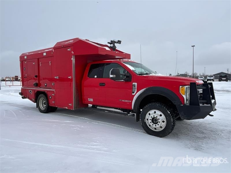 Ford F-550 4x4 Extended Cab Ultra High Pressure Fire Tr شاحنات حريق