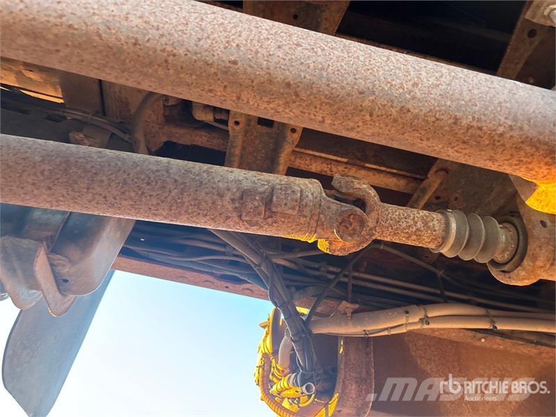 Ford F-550 4x4 Mud Mixing Truck Ostali kamioni