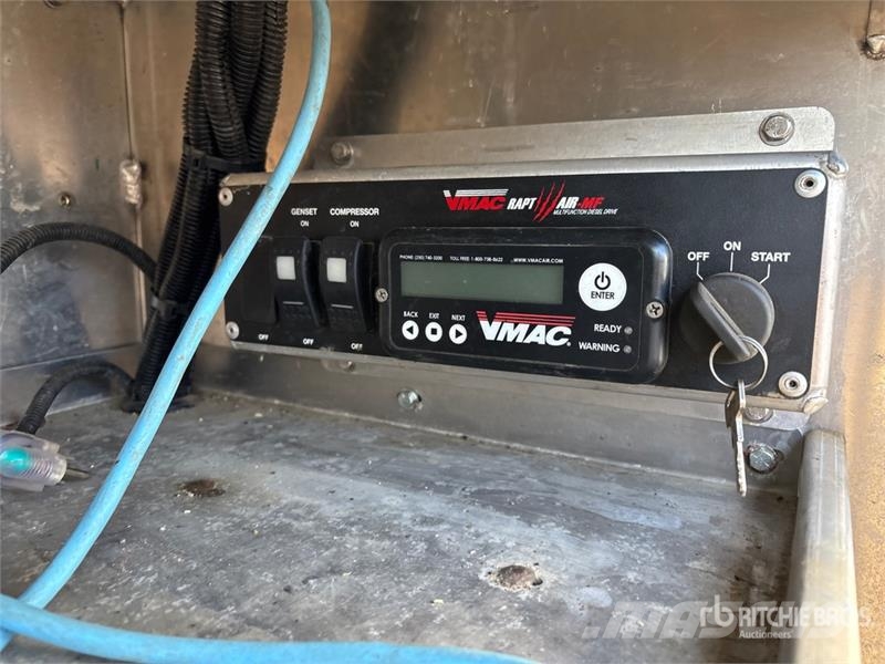 Ford F-550 4x4 Service Truck (Inoperable) Kommunalt / generelt kjøretøy