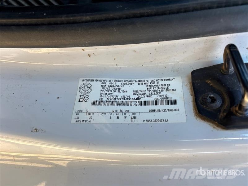 Ford F-550 4x4 Service Truck (Inoperable) Kommunalt / generelt kjøretøy