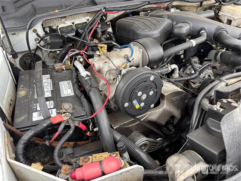 Ford F-550 4x4 Service Truck Közúti karbantartó haszongépek