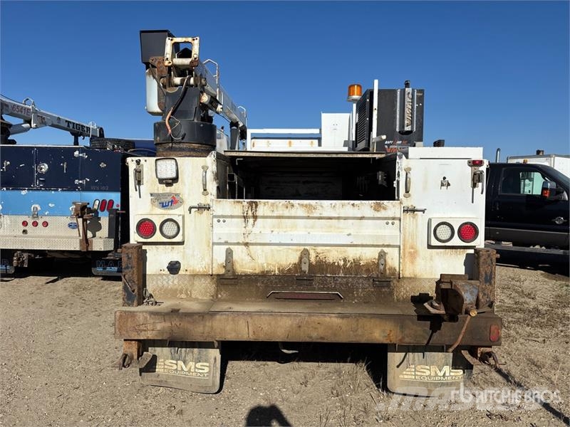 Ford F-550 4x4 Service Truck (Inoperable) Kommunalt / generelt kjøretøy