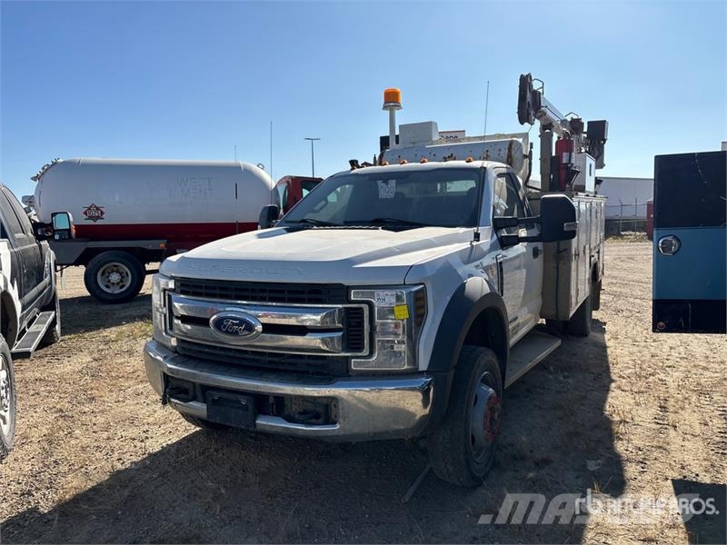 Ford F-550 4x4 Service Truck (Inoperable) Kommunalt / generelt kjøretøy