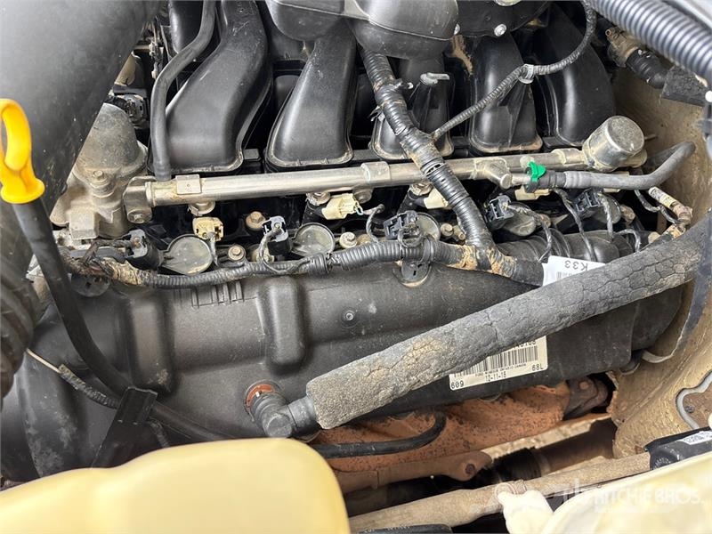 Ford F-550 4x4 Service Truck Közúti karbantartó haszongépek