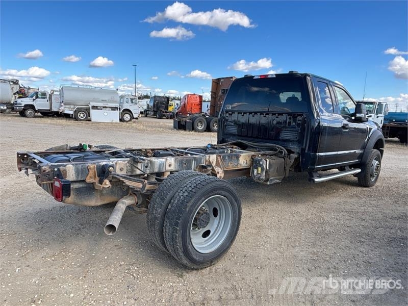Ford F-550 Cab and Chassis (Inoperable) Kabiner og interiør