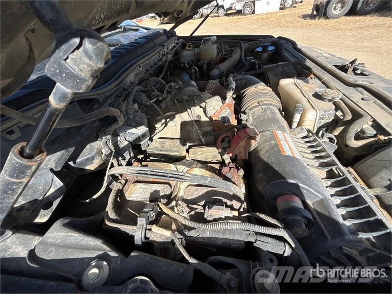 Ford F-550 Cab and Chassis (Inoperable) Kabiner og interiør