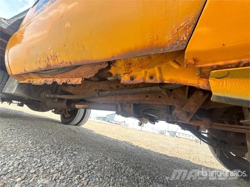 Ford F-550 XL 4x2 Snow Plow Truck Pilsētas atkritumvedēji