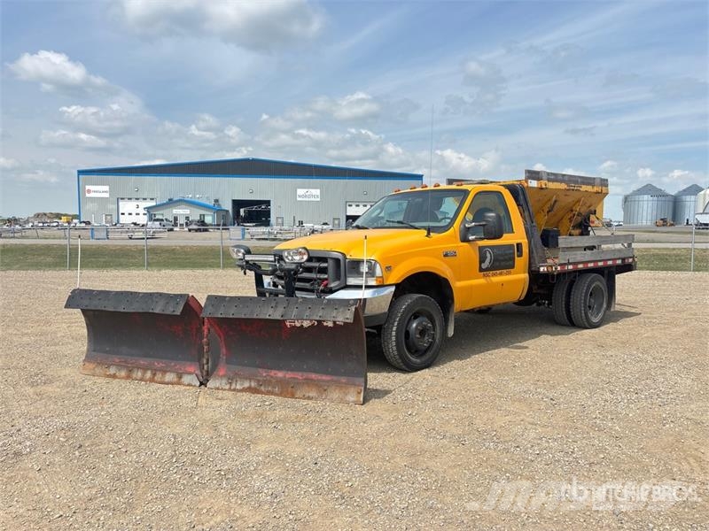 Ford F-550 XL 4x2 Snow Plow Truck Pilsētas atkritumvedēji