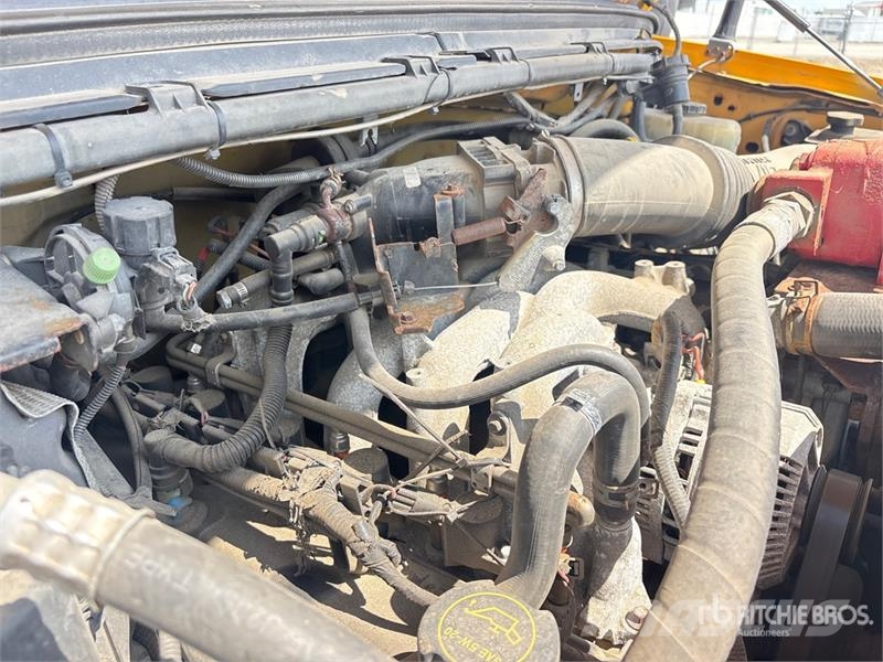 Ford F-550 XL 4x2 Snow Plow Truck Pilsētas atkritumvedēji