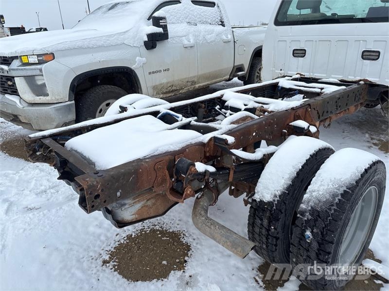 Ford F-550 XL 4x4 Cab and Chassis Kabine i unutrašnjost