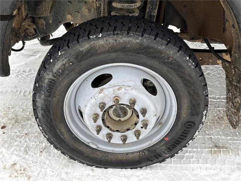 Ford F-550 XL 4x4 Crew Cab Utility Truck Prekucniki